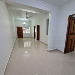 Ang Mo Kio Avenue 2 (D20), Terrace #454955601